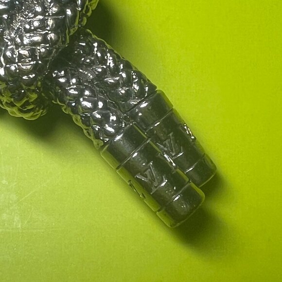 Authentic Louis Vuitton Vintage Silver Tone Knot Bag Charm Key Holder - Picture 15 of 16